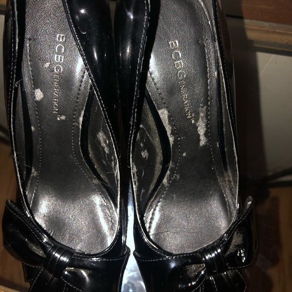 BCBG  Open toed black heels, size 7 - Picture 4 of 6